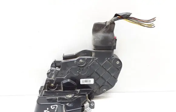 Volvo V50 Rear door lock 30753674
