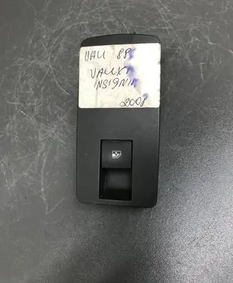 Opel Insignia A Electric window control switch 0000840601