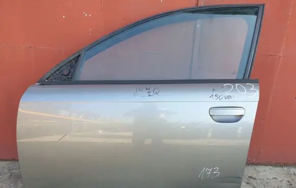 Audi A6 S6 C6 4F Front door