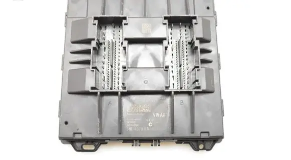 Skoda Rapid (NH) Comfort/convenience module 6R0937087R