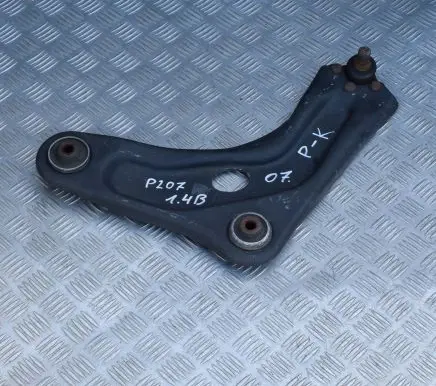Peugeot 207 Front lower control arm/wishbone A46