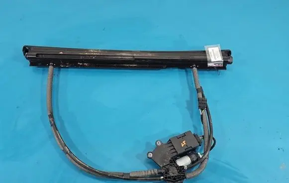 Parcel shelf load cover