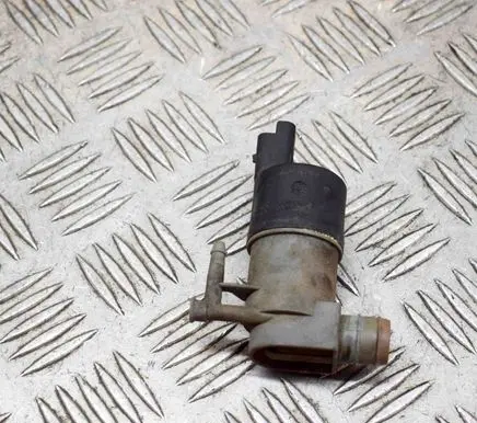 Nissan NP300 Windscreen/windshield washer pump 9641553980 9641553880