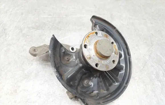 Volkswagen Tiguan Rear wheel hub spindle/knuckle 5QF505435G
