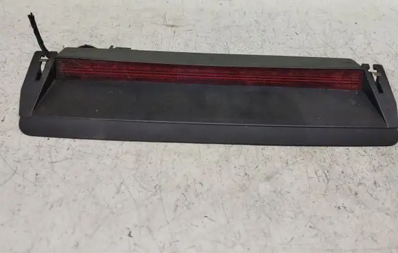 Volkswagen PASSAT B4 Third/center stoplight