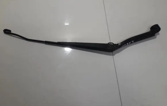 Mitsubishi Grandis Front wiper blade arm