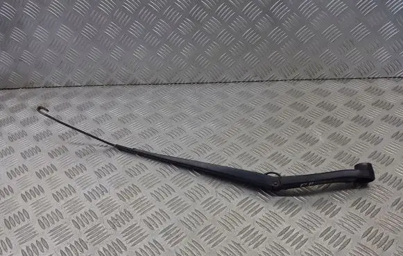 Opel Insignia A Front wiper blade arm 13227399