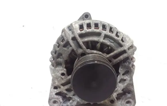 Nissan Qashqai+2 Generator/alternator 0124525140 8200728292F 23100JD10A