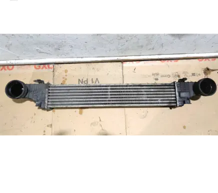 Mercedes-Benz E W211 Intercooler radiator A2115002602 05T236 3109378