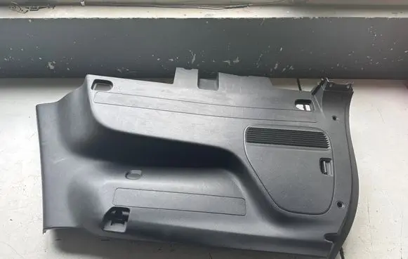 Opel Zafira C Trunk/boot side trim panel 360583280