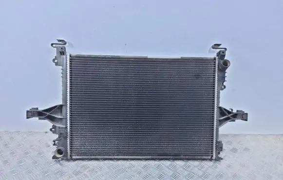 Volvo V70 Coolant radiator 30714047 876118U