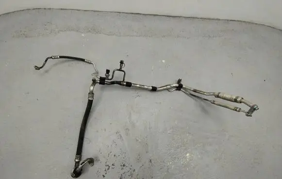 Hyundai Tucson TL Air conditioning (A/C) pipe/hose 