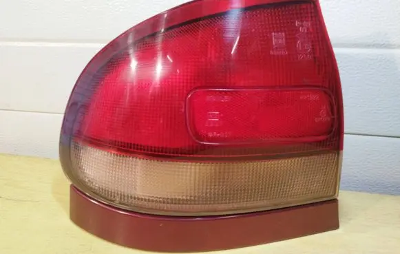 Mazda 626 Rear/tail lights 0431392L