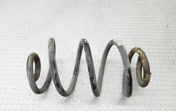 Nissan Note (E11) Rear coil spring