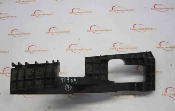 Lexus IS 220D-250-350 Headlight/headlamp mounting bracket 52116-53020