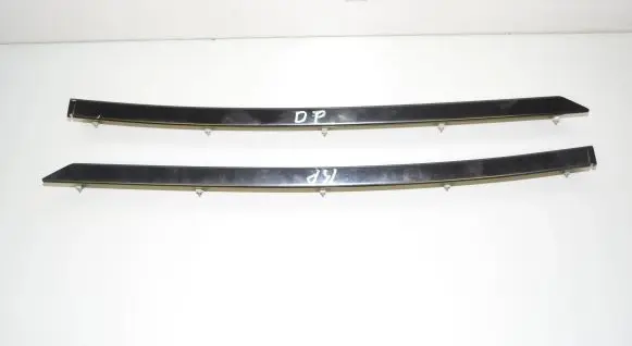 BMW 2 F22 F23 Front door glass trim molding 7358452 7358451 51217358452