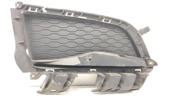 Front bumper lower grill