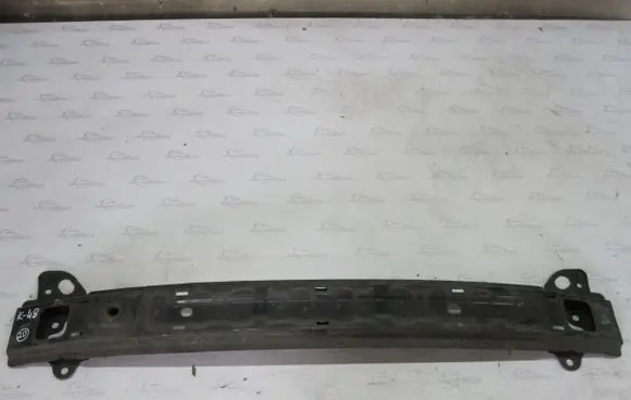 Hyundai i10 Front bumper cross member