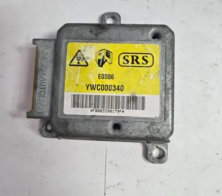 Land Rover Freelander Airbag control unit/module YWC000340 E0006 FB003390179F