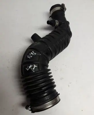 Renault Kadjar Turbo air intake inlet pipe/hose 