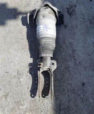 Audi Q7 4L Front shock absorber/damper