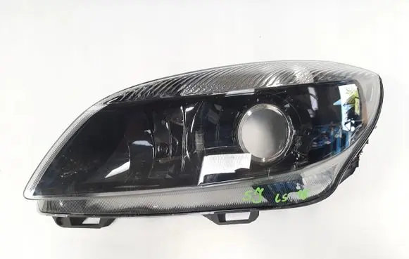 Skoda Fabia Mk1 (6Y) Headlight/headlamp