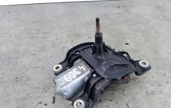 Mercedes-Benz B W245 Rear window wiper motor A1698201440