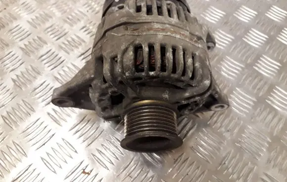 Iveco Daily 30.8 - 9 Generator/alternator 0124325053 504009977
