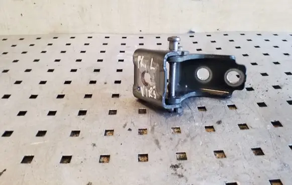 Peugeot 508 Front door upper hinge