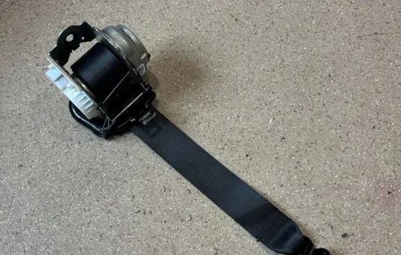 BMW X3 G01 Rear seatbelt 7471444