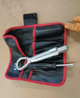 Volvo V60 Spare wheel bolt