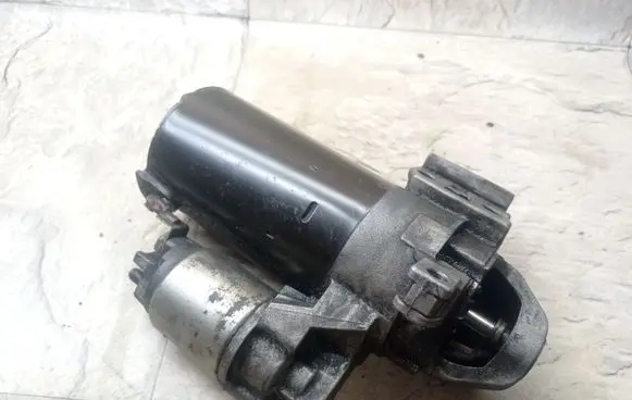 BMW 5 E60 E61 Starter motor 0001109070 20080216