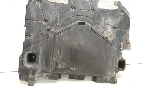 Maserati Ghibli Engine splash shield/under tray 670009531