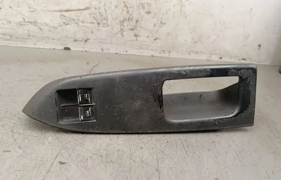 Volkswagen Touran I Electric window control switch 1T1867371E 1K3959857