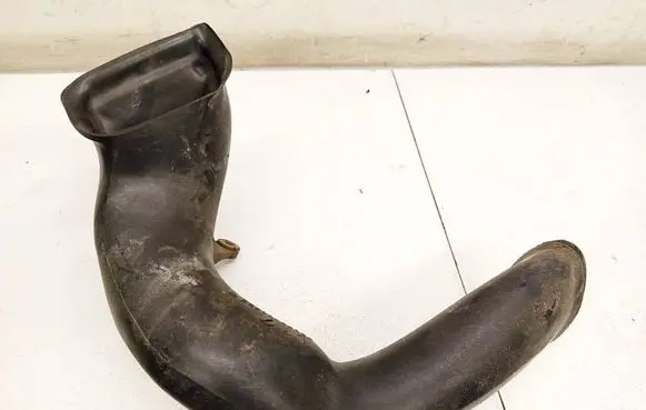 Toyota Avensis Verso Air intake hose/pipe 5281144100