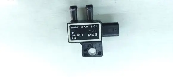 BMW 3 G20 G21 Exhaust gas pressure sensor 8570686