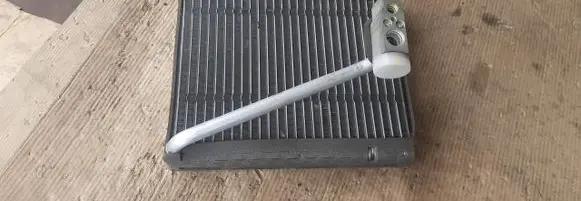 Citroen C-Crosser Coolant radiator