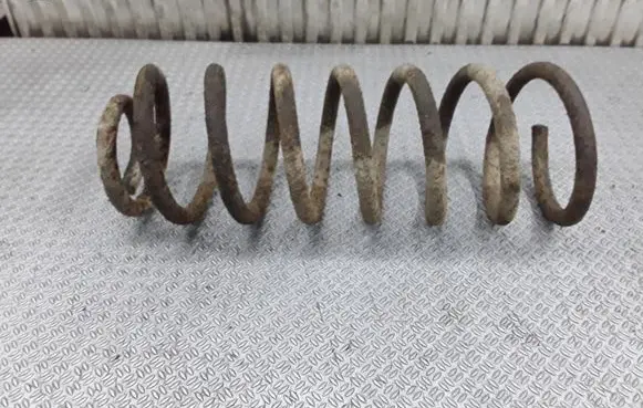 Jeep Cherokee Rear coil spring