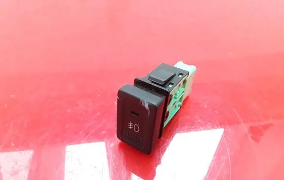 Suzuki SX4 Fog light switch R2342