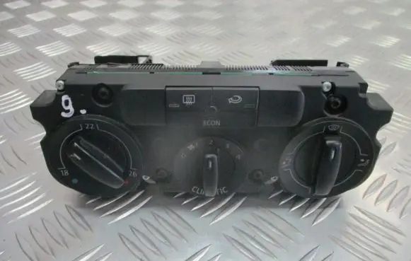 Volkswagen Jetta V Interior fan control switch 1K1820045B
