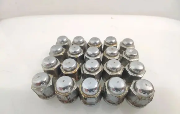 Suzuki Grand Vitara II Nuts/bolts 