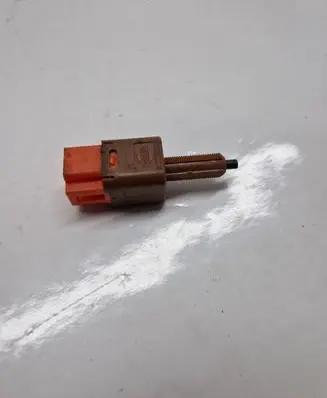 Nissan Qashqai Brake pedal sensor switch 2Z22K2