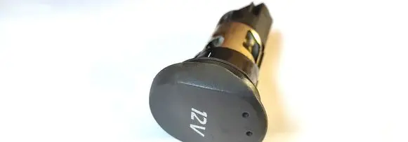 Renault Laguna II 12 V Socket (front) 