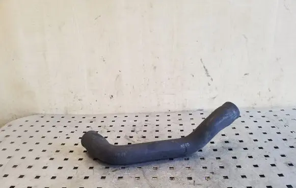 Volvo XC90 Engine coolant pipe/hose