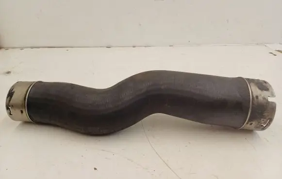 BMW 5 F10 F11 Engine coolant pipe/hose 521108A