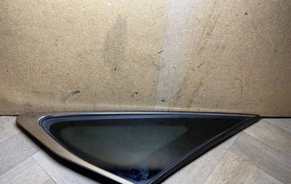 Lexus RX 330 - 350 - 400H Rear side window