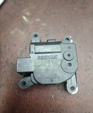 KIA Rio Air flap motor/actuator H400730880
