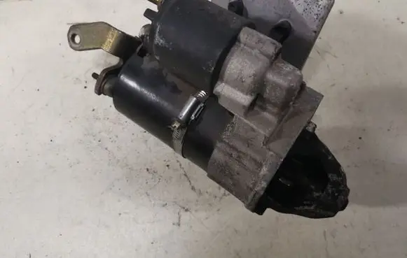 Audi A4 S4 B6 8E 8H Starter motor 06B911023 0001107073