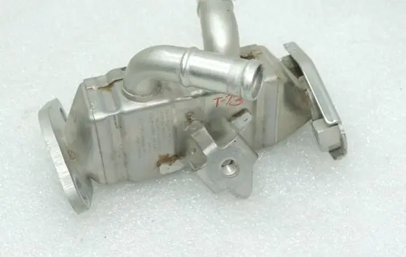 Toyota Yaris EGR valve cooler 2568047012