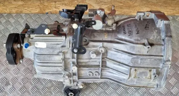 Renault Master III Manual 5 speed gearbox
